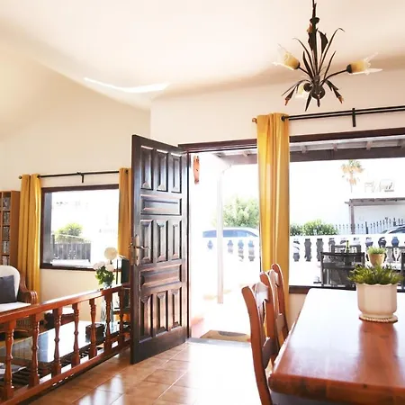 Appartamento Spacious Light And Comfortable Tías