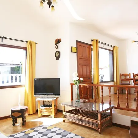 Spacious Light And Comfortable Appartamento