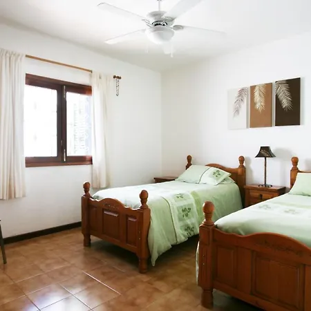 Spacious Light And Comfortable 公寓 蒂亚斯