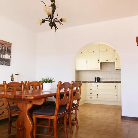 Spacious Light And Comfortable 公寓 蒂亚斯